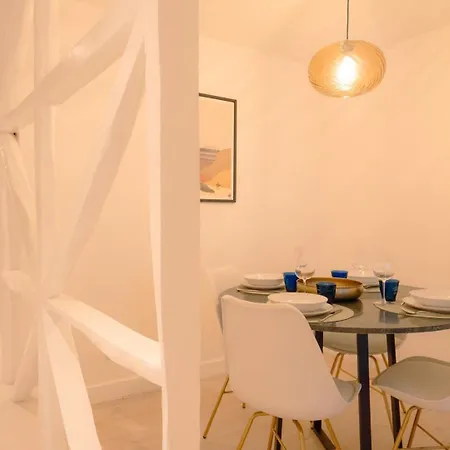 Charming 1br - Stylish & Cozy In Principe Real | By Airnest Apartament Lizbona