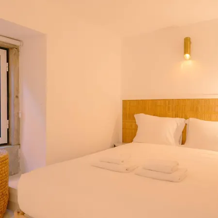 Charming 1br – Stylish&cozy In Real | By Airnest Lisboa