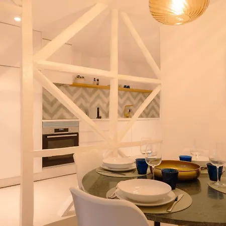 Charming 1br - Stylish & Cozy In Principe Real | By Airnest Апартаменты *